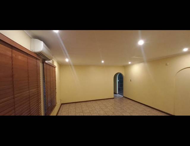 3 BEDROOM PROPERTY TO RENT IN ARBORETUM